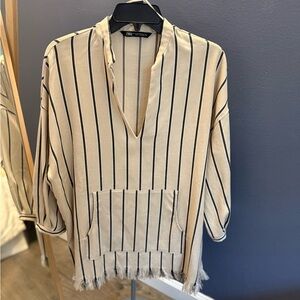 Zara Women's Cream and Black Striped Tunic